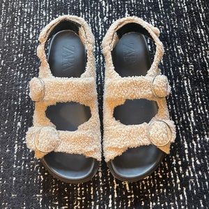 Zara shearling dad sandals